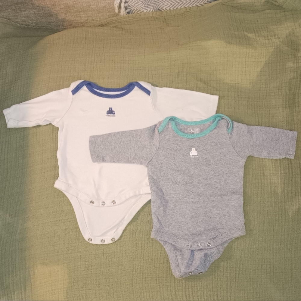 Small baby lot vintage Baby Gap gender neutral 0- 3m